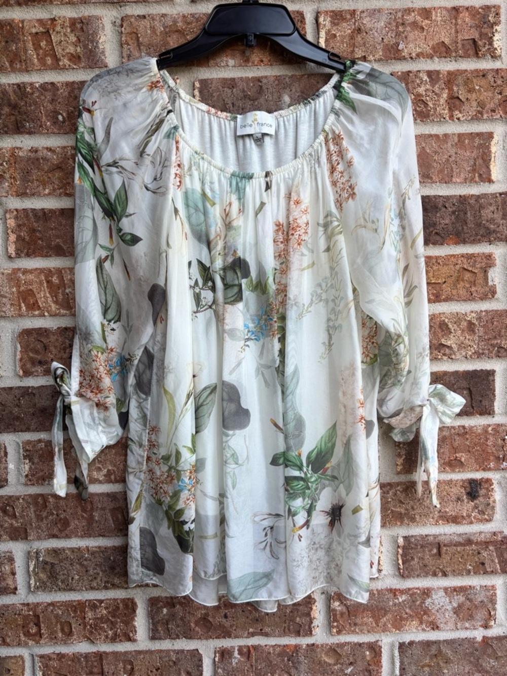 Belle france White Floral Peasant Blouse